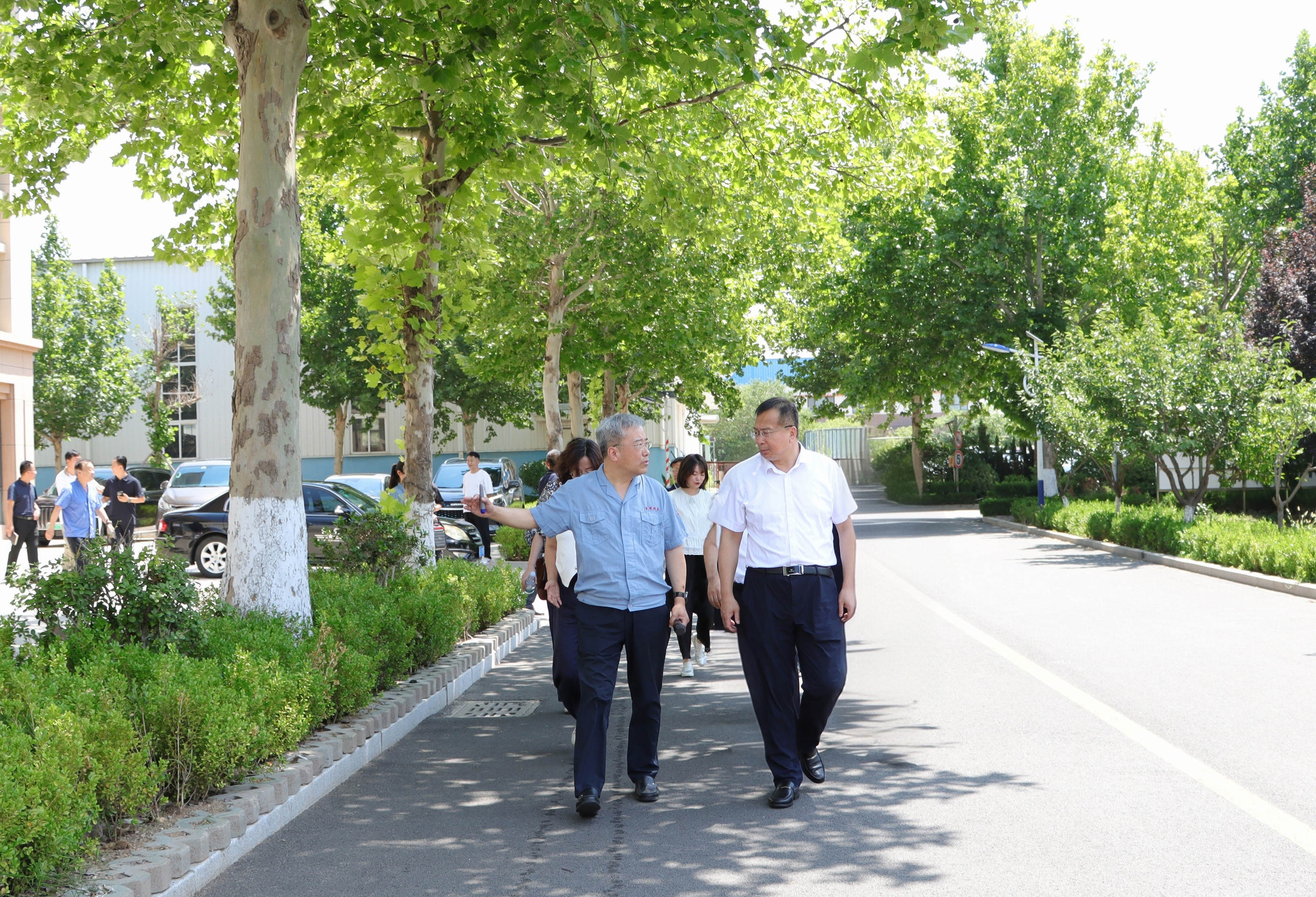 青島市科協黨組書記、主席王崇江一行 蒞臨青纜考察調研(圖1)